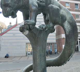 Der Bahkauv-Brunnen in Aachen am Büchel