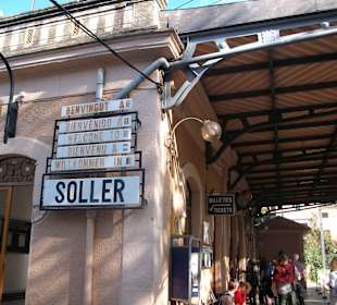 Eisenbahn Roter Blitz von Palma nach Soller