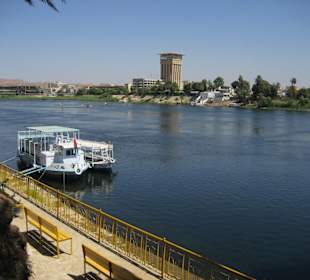 Rundgang über Geziret El-Nabatat