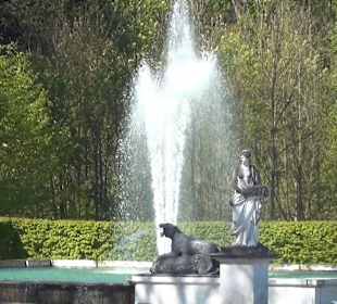 Schlossgarten - Südlicher Marmorbrunnen