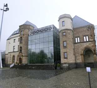 Vorderfront des Museums