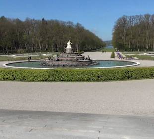 Schlossgarten - Latona Brunnen