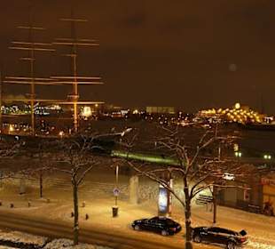 Hamburg by Night / Hafen City