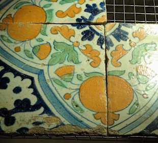 Historische Fliesen im Heimatmuseum Leer