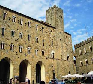 Altstadt Voltera - Piazza dei Priori