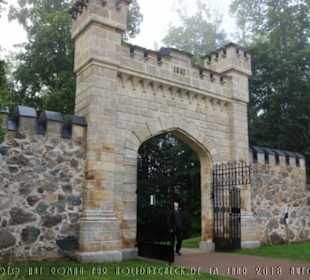 Das Schlossparktor von innen gesehen