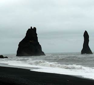 Spiaggia vulcanica di Vik
