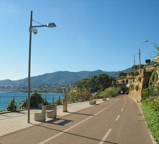 Fast immer am Meer entlang