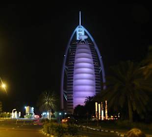 Burj Al Arab bei Nacht