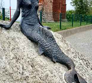 Meerjungfrau und Ruine