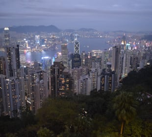 Ausblick Victoria Peak bei Nacht