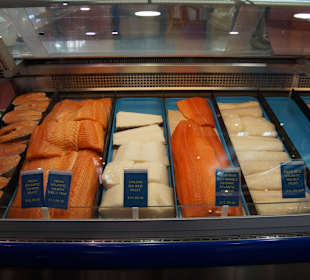 Auslagen am Fischstand