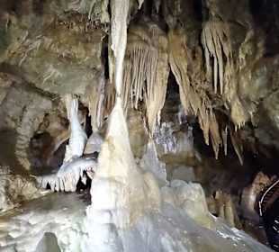 Rundgang durch die Teufelshöhle