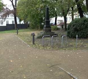 Kriegerdenkmal an der Gnadenkirche