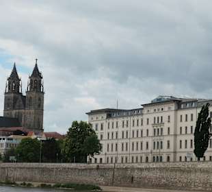Bei einer Elbe-Schifffahrt in Magdeburg