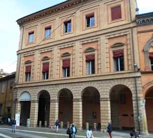 Casa Isolani