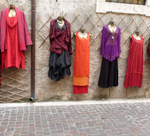 Shop in Torri bei Bar David