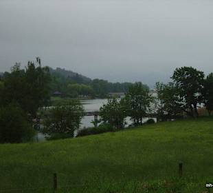 Blick über den Steg nach Seeglas