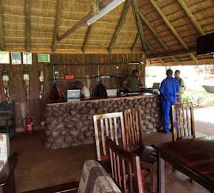 Auf dem Gelände der Firma Mukuni Safaris