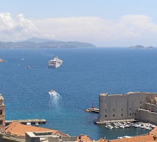 Widok na Adriatyk z Murów Obronnych