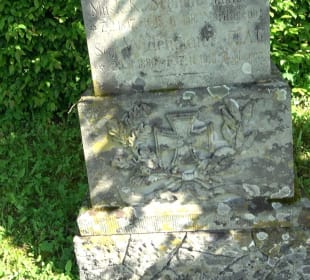 Kriegerdenkmal Altnuifra