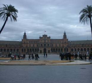 En medio del semi circulo