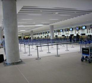 Checkin Paphos International Airport