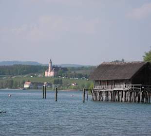 Der See mit der Wallfahrtskirche Birnau