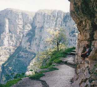 Pause zwischen der Wanderung