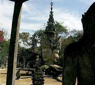 Sala Kheo Kou - Wat Khaek