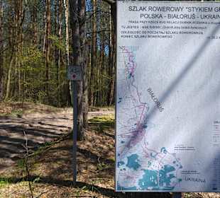 Wander-,Radwegweiser zum 3 Ländereck