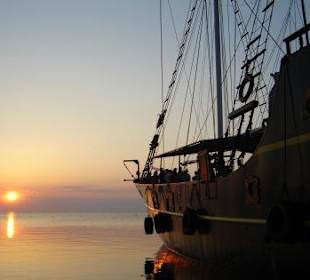Piratenfahrt Sunset Tour - "Holidays and more"