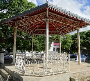 Pavillon an der Uferpromenade