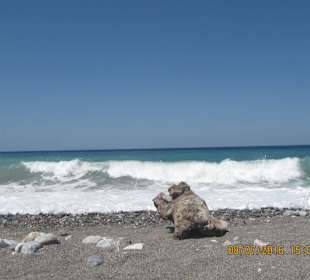 Stark Wellengang am Strand Metochi / Chiliadou