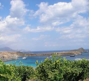 Blick auf den Hafen von Lindos