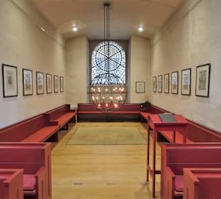 Kleiner Andachtssaal in der Kirche