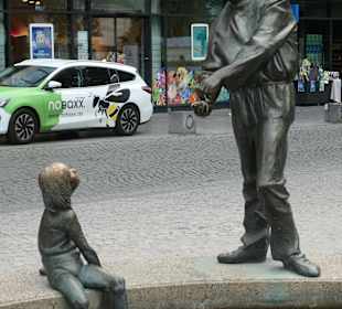 Der Brunnen „Kreislauf des Geldes“ in Aachen