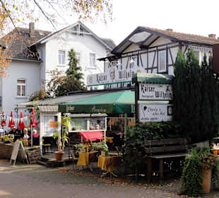 Eines der zahlreichen Restaurants