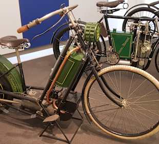 Motorradausstellung Schloss Wildeck