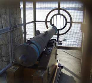 Nine o Clock Gun