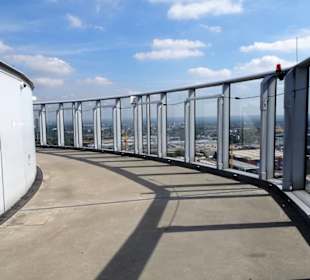 Auf der Aussichtsplattform des KölnTriangle