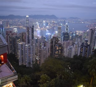 Ausblick Victoria Peak bei Nacht