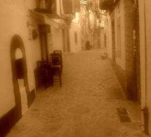 IBIZA Stadt ein Gässchen