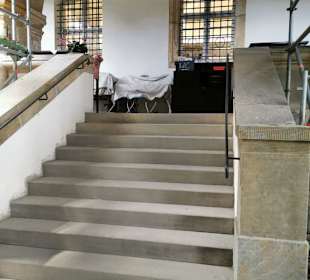 Cr15 - Hinter dem Pavillon