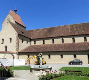 Langhaus mit Vierung von 1048