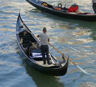 Gondoliere an der Riva degli Schiavone