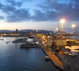 Ankunft morgens in Livorno Hafen
