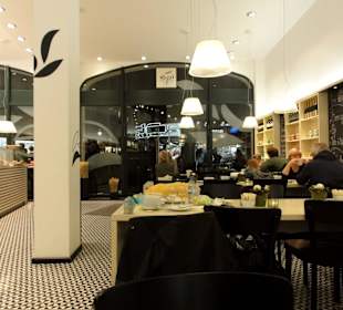 Blick in das Café