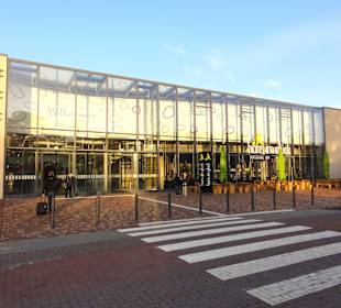 Haupteingang zum Weserpark