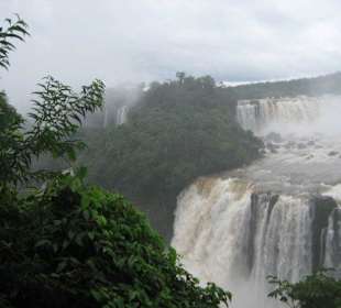 Die Wasserfälle, von Brasilien aus gesehen